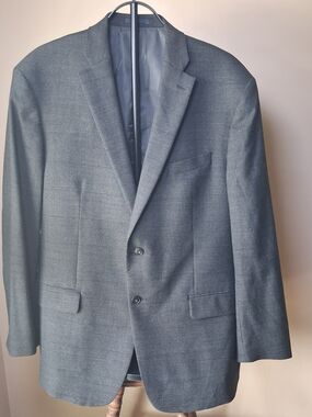 Jos. A. Bank 1905 Tailored Fit Gray & Black Plaid Sports Coat; Sz 46L & 40 Waist
